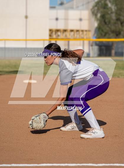 Thumbnail 2 in Grossmont @ Southwest EC photogallery.