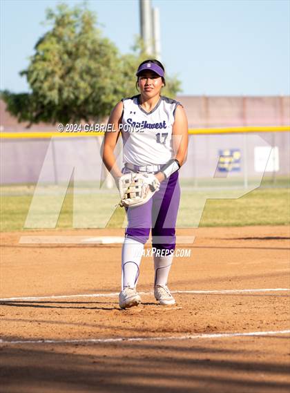 Thumbnail 2 in Grossmont @ Southwest EC photogallery.