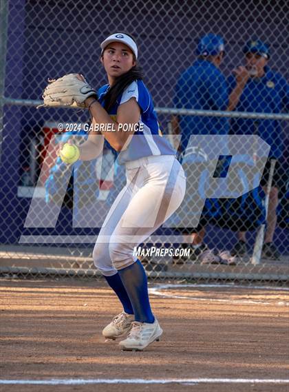 Thumbnail 2 in Grossmont @ Southwest EC photogallery.