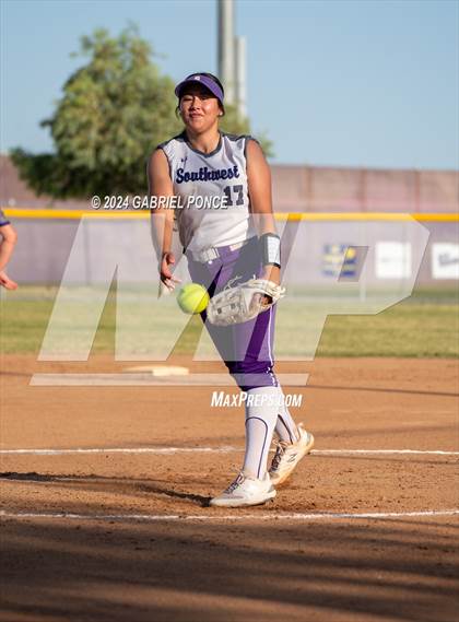 Thumbnail 3 in Grossmont @ Southwest EC photogallery.
