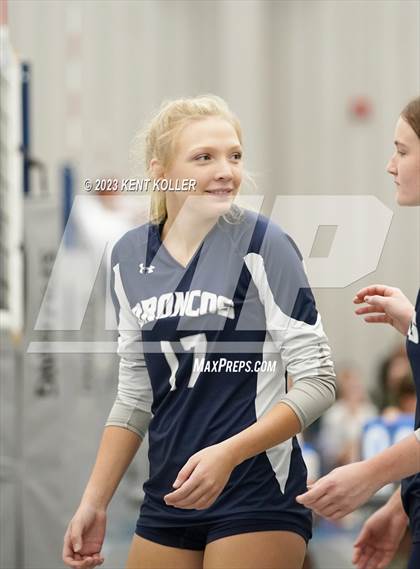 Thumbnail 2 in North Branch vs. West Bloomfield (Beast of the East) photogallery.