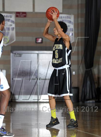 Thumbnail 3 in San Gorgonio vs. Citrus Valley (Inland Empire Classic) photogallery.