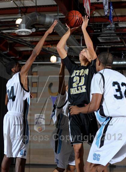 Thumbnail 2 in San Gorgonio vs. Citrus Valley (Inland Empire Classic) photogallery.