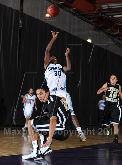 Thumbnail 3 in San Gorgonio vs. Citrus Valley (Inland Empire Classic) photogallery.