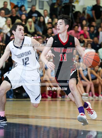 Thumbnail 2 in Camarillo vs Rio Mesa photogallery.