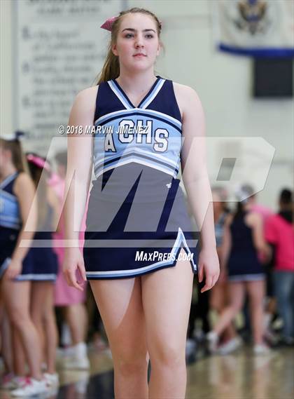 Thumbnail 2 in Camarillo vs Rio Mesa photogallery.