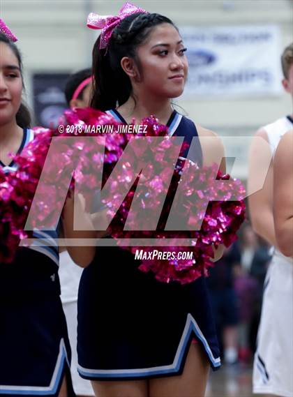 Thumbnail 2 in Camarillo vs Rio Mesa photogallery.
