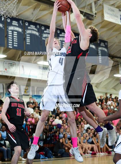 Thumbnail 3 in Camarillo vs Rio Mesa photogallery.