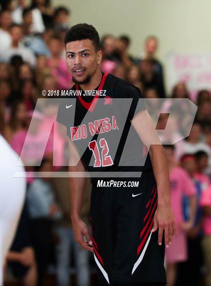 Thumbnail 2 in Camarillo vs Rio Mesa photogallery.