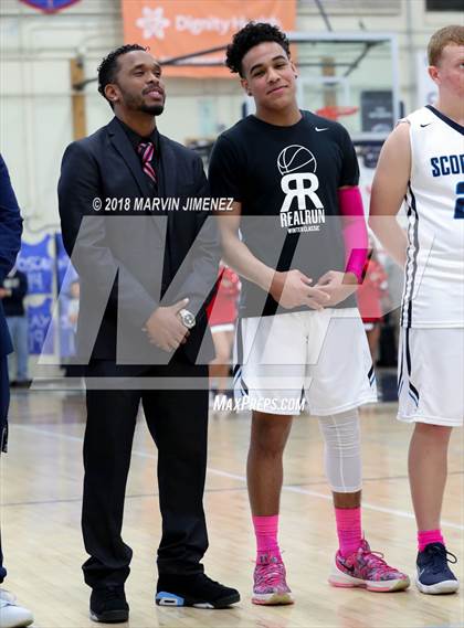 Thumbnail 2 in Camarillo vs Rio Mesa photogallery.