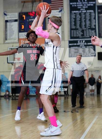 Thumbnail 2 in Camarillo vs Rio Mesa photogallery.