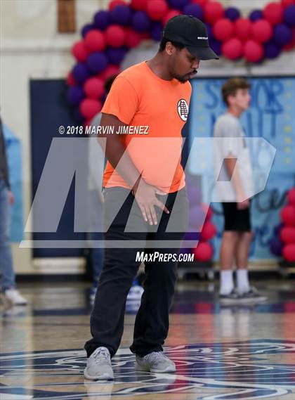 Thumbnail 3 in Camarillo vs Rio Mesa photogallery.