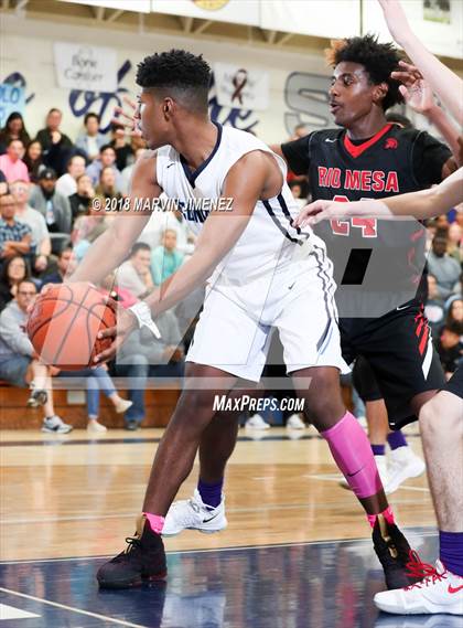 Thumbnail 3 in Camarillo vs Rio Mesa photogallery.