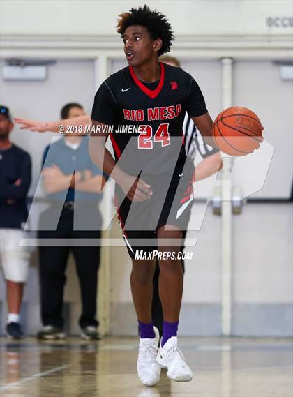 Thumbnail 1 in Camarillo vs Rio Mesa photogallery.