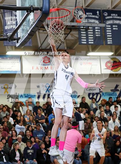 Thumbnail 2 in Camarillo vs Rio Mesa photogallery.