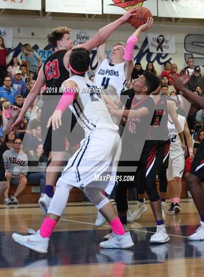 Thumbnail 1 in Camarillo vs Rio Mesa photogallery.