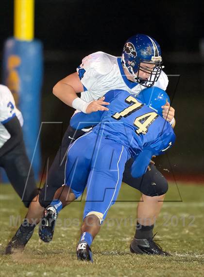 Thumbnail 1 in Largo vs. Armwood (FHSAA 6A Playoffs) photogallery.