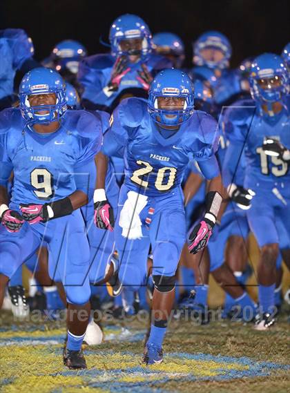 Thumbnail 1 in Largo vs. Armwood (FHSAA 6A Playoffs) photogallery.