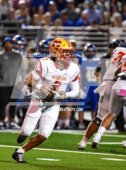 Thumbnail 2 in Mission Viejo @ Santa Margarita (MaxPreps Game of the Week) photogallery.