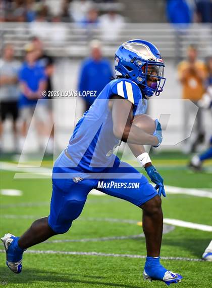 Thumbnail 2 in Mission Viejo @ Santa Margarita (MaxPreps Game of the Week) photogallery.