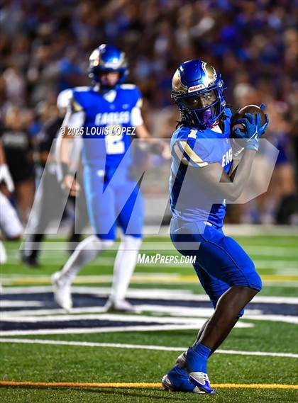 Thumbnail 3 in Mission Viejo @ Santa Margarita (MaxPreps Game of the Week) photogallery.