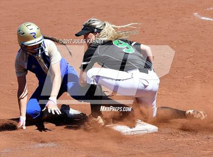 Thumbnail 2 in Reed vs Palo Verde (NIAA 4A Playoff) photogallery.