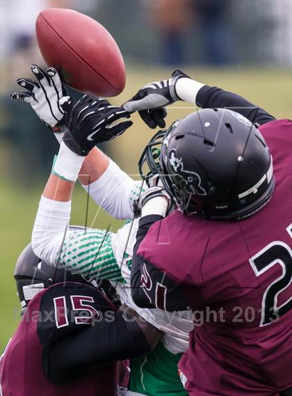 Thumbnail 3 in Brenham vs. George Ranch (UIL 4A D2 III Quarterfinal) photogallery.