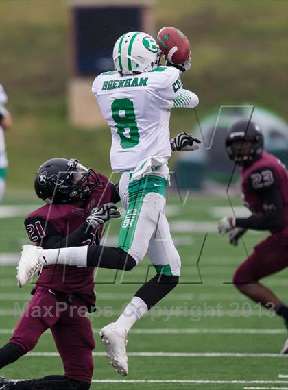 Thumbnail 2 in Brenham vs. George Ranch (UIL 4A D2 III Quarterfinal) photogallery.