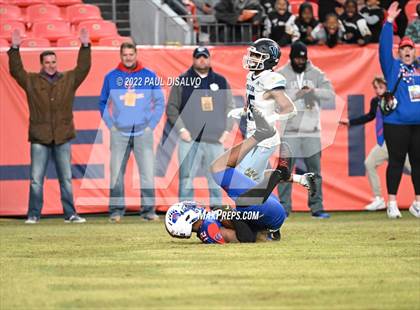 Thumbnail 3 in Cherry Creek vs. Valor Christian (CHSAA 5A State Final) photogallery.