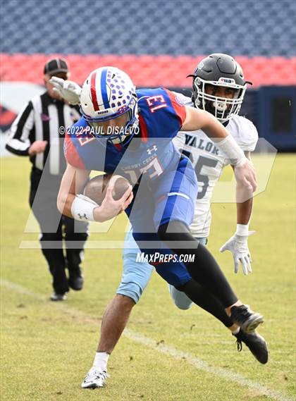 Thumbnail 2 in Cherry Creek vs. Valor Christian (CHSAA 5A State Final) photogallery.