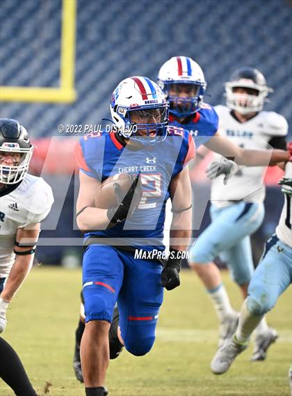 Thumbnail 3 in Cherry Creek vs. Valor Christian (CHSAA 5A State Final) photogallery.