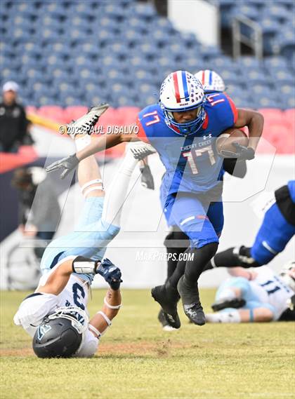 Thumbnail 3 in Cherry Creek vs. Valor Christian (CHSAA 5A State Final) photogallery.