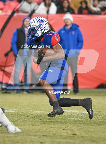 Thumbnail 2 in Cherry Creek vs. Valor Christian (CHSAA 5A State Final) photogallery.