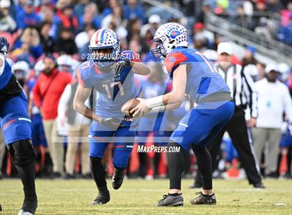 Thumbnail 3 in Cherry Creek vs. Valor Christian (CHSAA 5A State Final) photogallery.