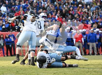 Thumbnail 2 in Cherry Creek vs. Valor Christian (CHSAA 5A State Final) photogallery.