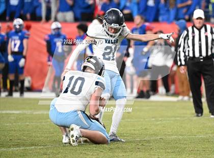 Thumbnail 1 in Cherry Creek vs. Valor Christian (CHSAA 5A State Final) photogallery.