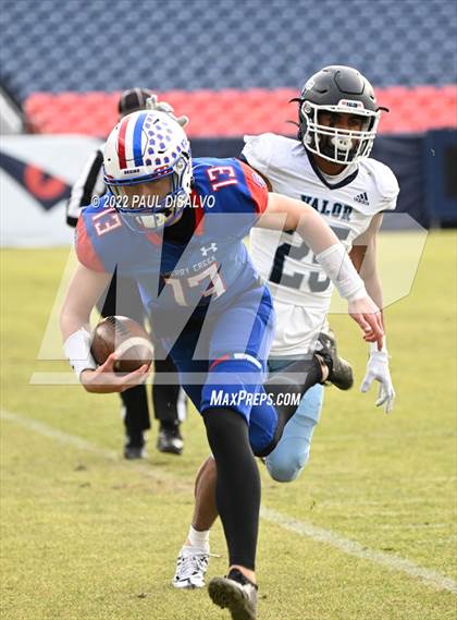 Thumbnail 3 in Cherry Creek vs. Valor Christian (CHSAA 5A State Final) photogallery.