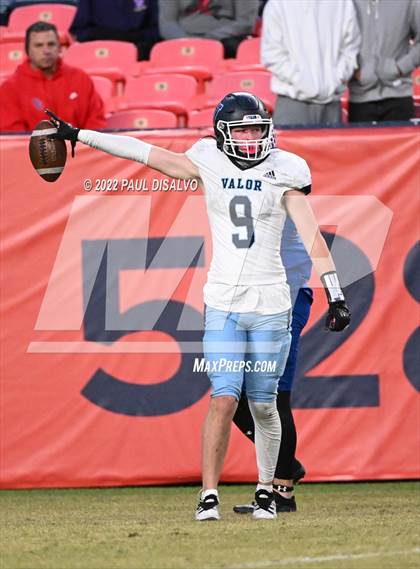 Thumbnail 1 in Cherry Creek vs. Valor Christian (CHSAA 5A State Final) photogallery.