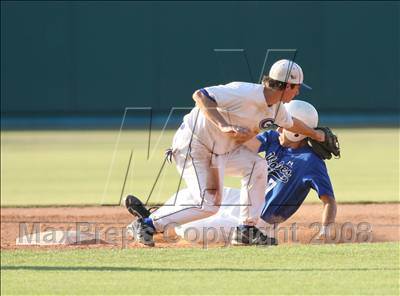 Thumbnail 3 in Georgetown vs. Plano West (Texas 5A Regional Final - Game 3) photogallery.