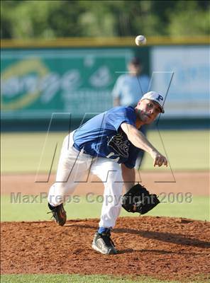 Thumbnail 1 in Georgetown vs. Plano West (Texas 5A Regional Final - Game 3) photogallery.