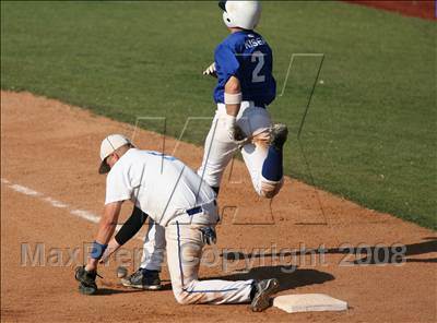 Thumbnail 3 in Georgetown vs. Plano West (Texas 5A Regional Final - Game 3) photogallery.