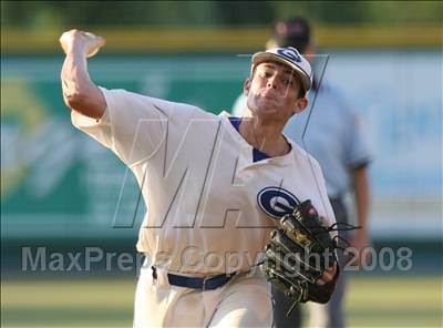 Thumbnail 2 in Georgetown vs. Plano West (Texas 5A Regional Final - Game 3) photogallery.