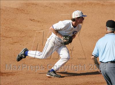 Thumbnail 2 in Georgetown vs. Plano West (Texas 5A Regional Final - Game 3) photogallery.