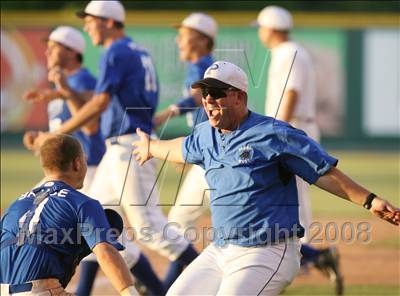 Thumbnail 2 in Georgetown vs. Plano West (Texas 5A Regional Final - Game 3) photogallery.