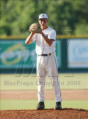 Thumbnail 3 in Georgetown vs. Plano West (Texas 5A Regional Final - Game 3) photogallery.