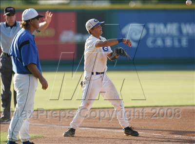 Thumbnail 1 in Georgetown vs. Plano West (Texas 5A Regional Final - Game 3) photogallery.