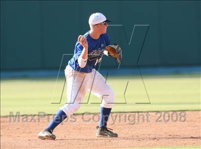 Thumbnail 2 in Georgetown vs. Plano West (Texas 5A Regional Final - Game 3) photogallery.