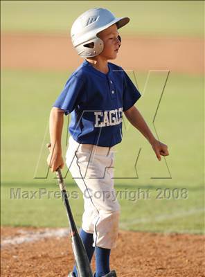 Thumbnail 3 in Georgetown vs. Plano West (Texas 5A Regional Final - Game 3) photogallery.
