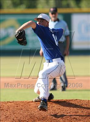 Thumbnail 2 in Georgetown vs. Plano West (Texas 5A Regional Final - Game 3) photogallery.