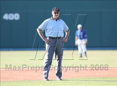 Thumbnail 1 in Georgetown vs. Plano West (Texas 5A Regional Final - Game 3) photogallery.